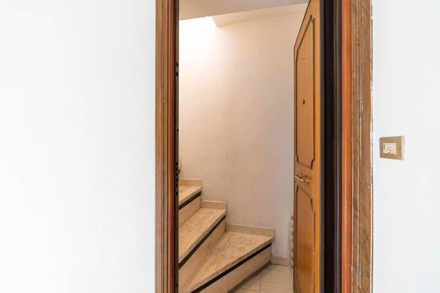 15 Min From Piazza Venezia Skyline Sanctuary In Trastevere Zewnętrze zdjęcie